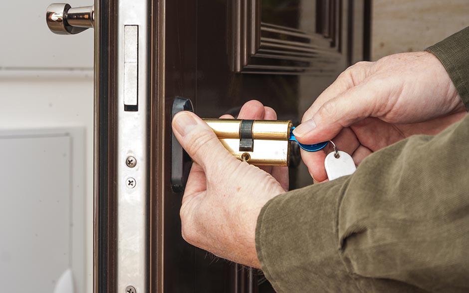 serrurier ouverture de porte Montreuil